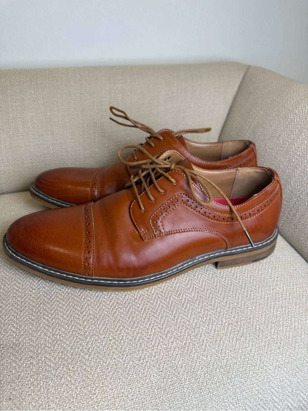 Temeshu Men's Tan Leather Cap-Toe Derby Oxfords in Cognac Brown Leather